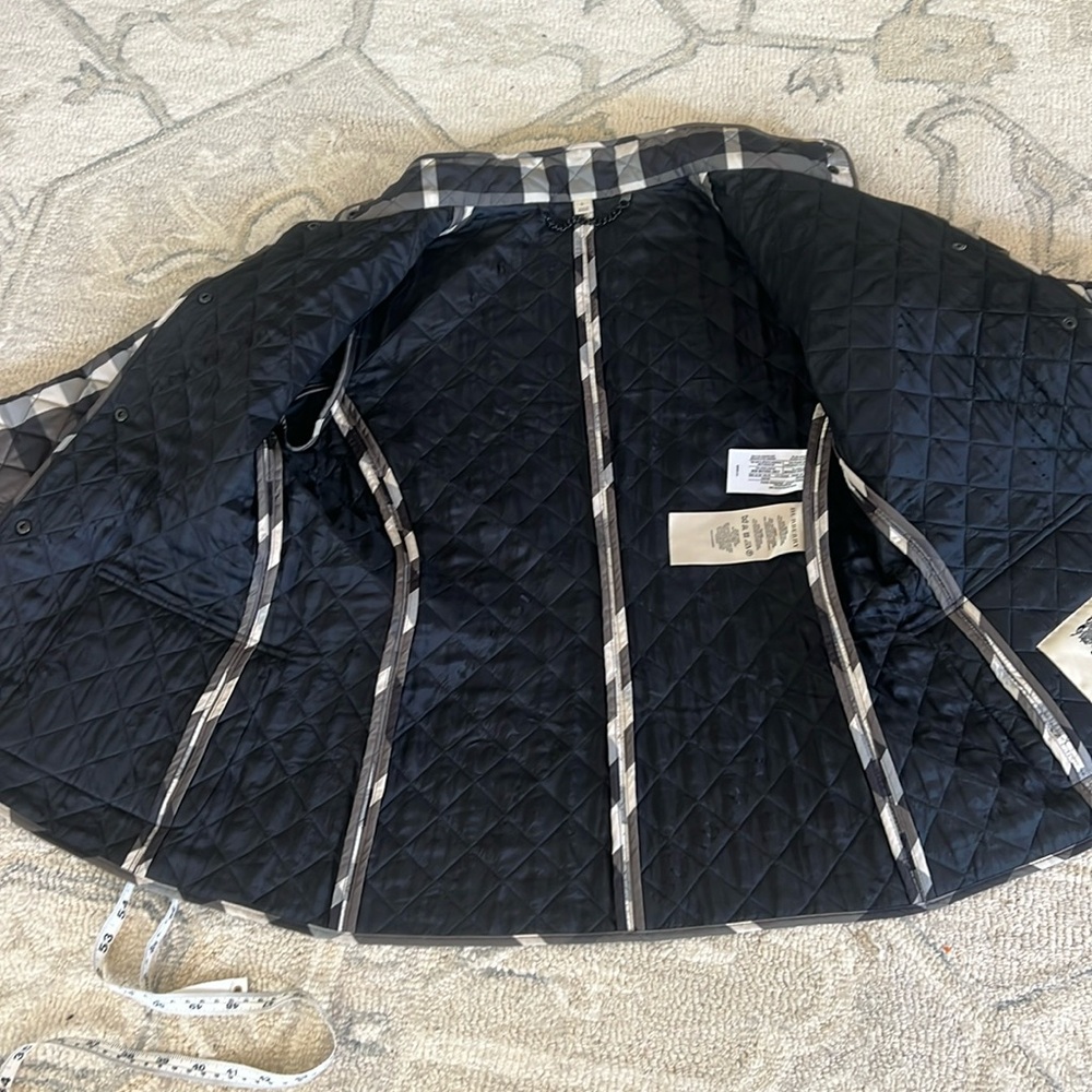 - Burberry Jacket - Picture 11 of 11